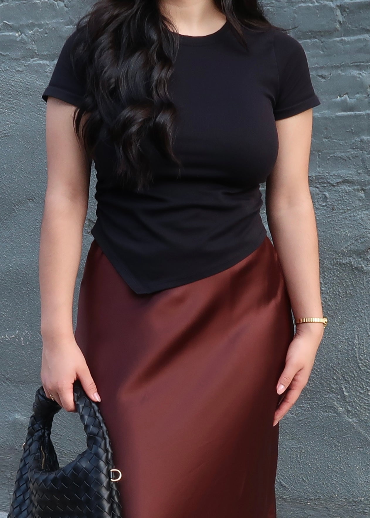 asymmetrical ruched top, short sleeve, crew neck, cropped