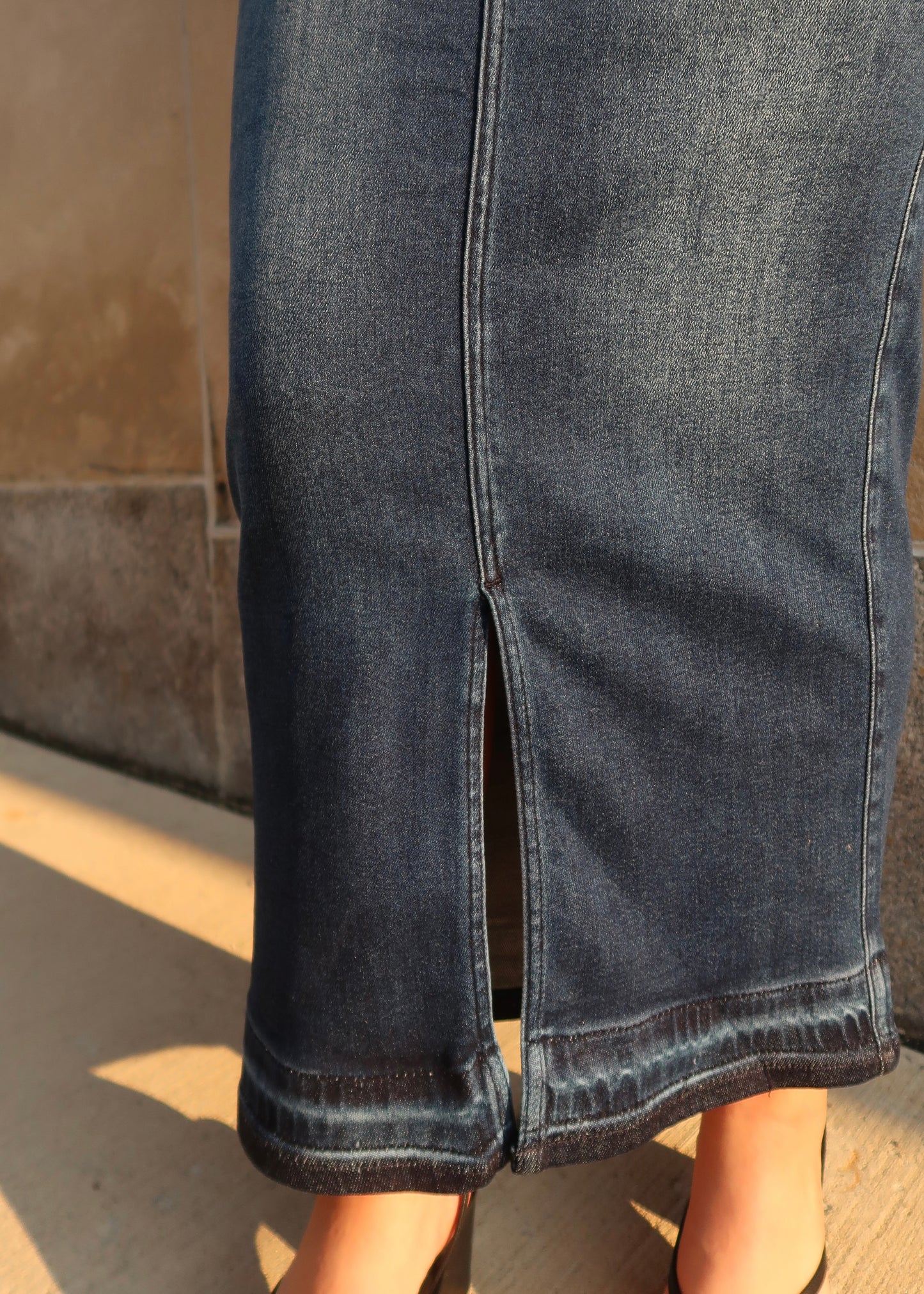 raw hem, denim blue, front slit maxi denim skirt, high waisted