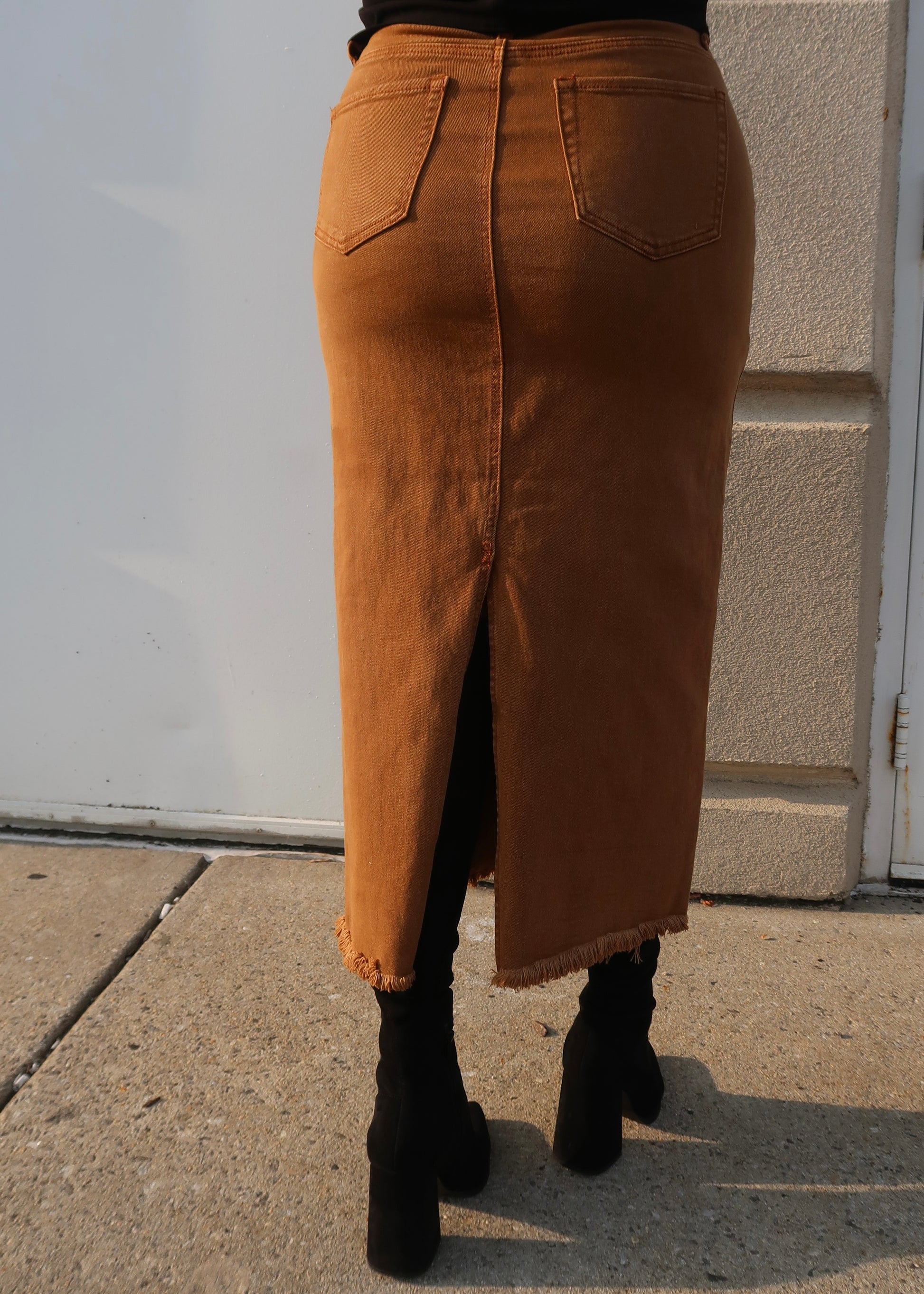 frayed hem denim maxi skirt, cappuchino, brown, high wasited