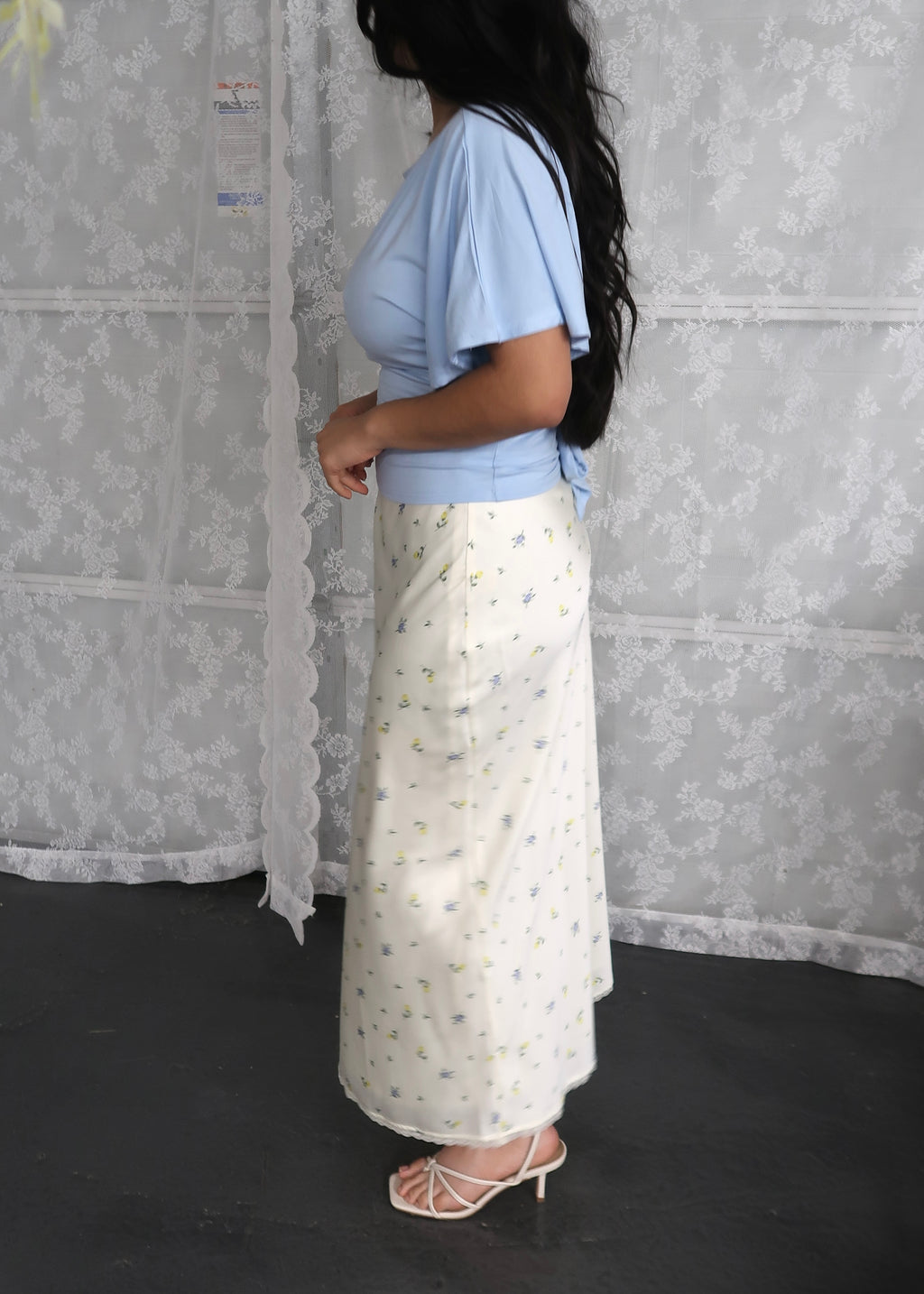 baby blue blouse, drape sleeve, tie in the back, bow