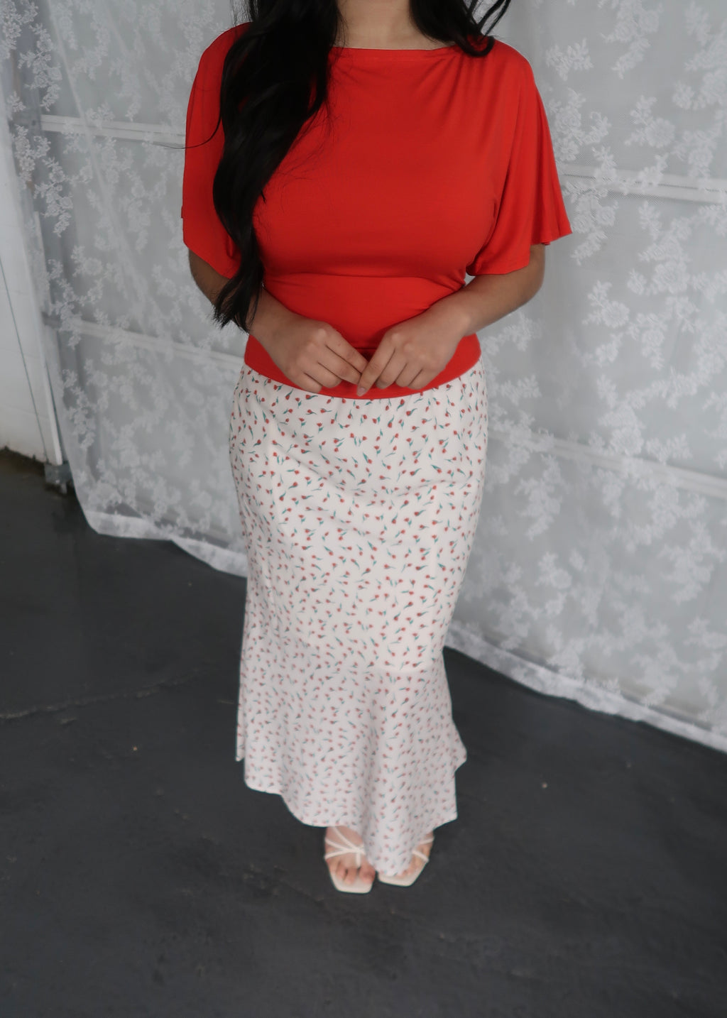 Red short sleeve drape top, back tie, bow