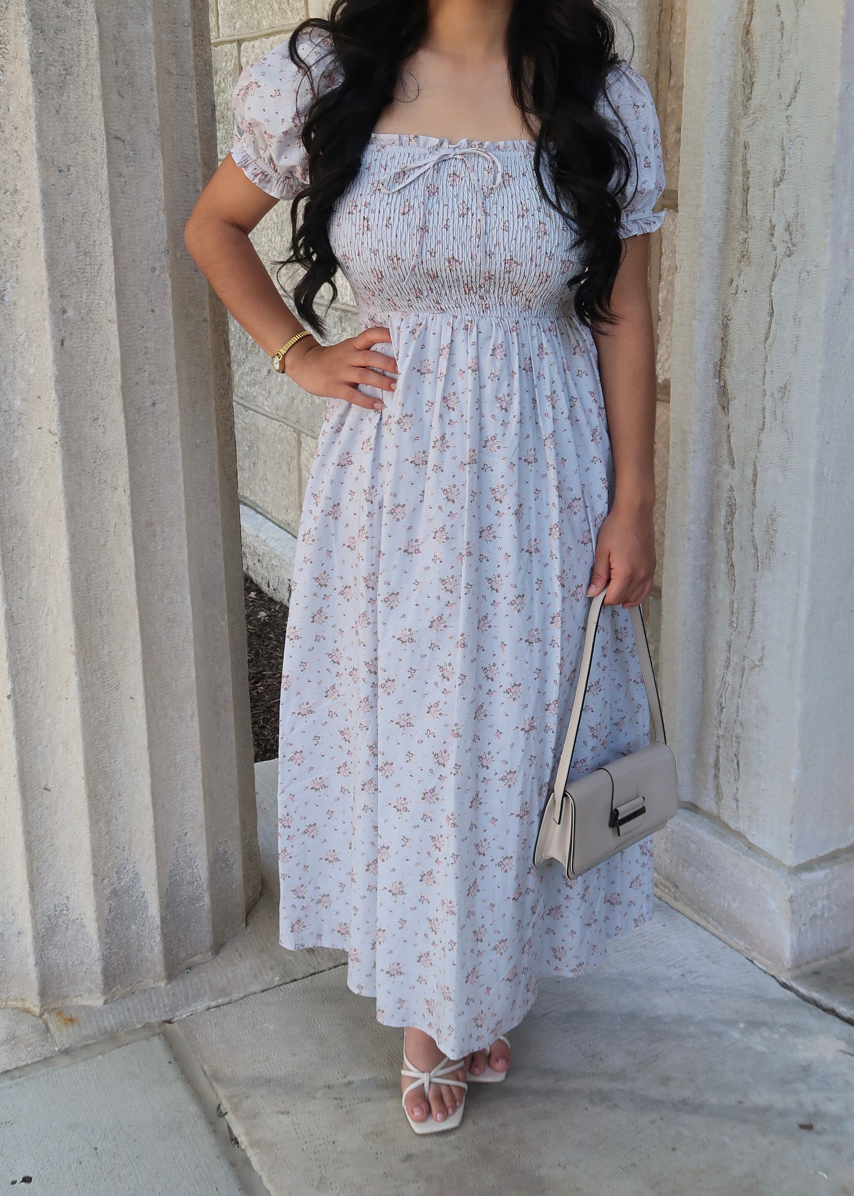 Light blue floral cotton dress, midi length, short sleeve, square neckline