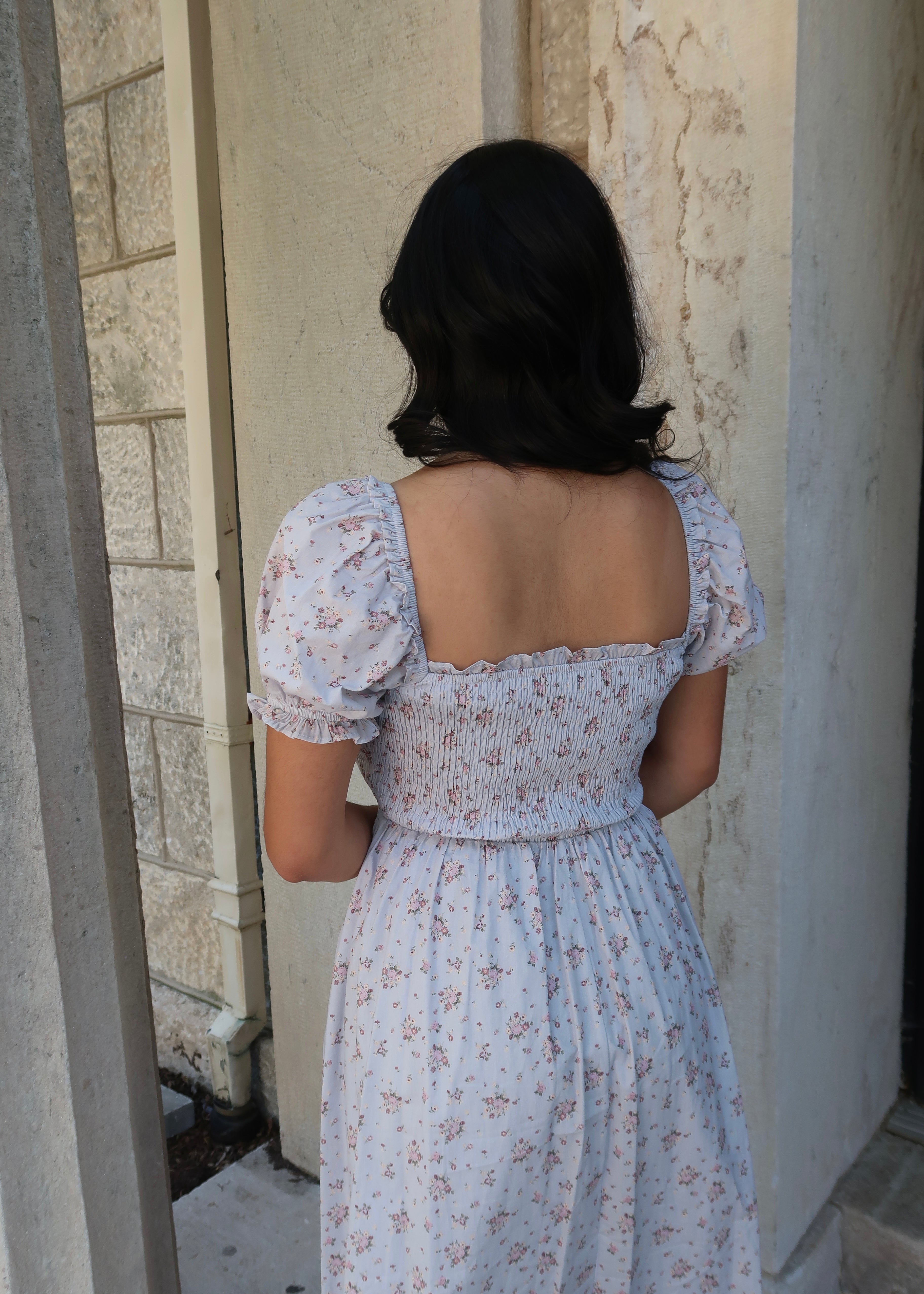 Light blue floral cotton dress, midi length, short sleeve, square neckline