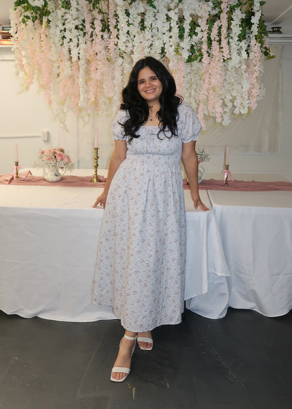 Light blue floral cotton dress, midi length, short sleeve, square neckline