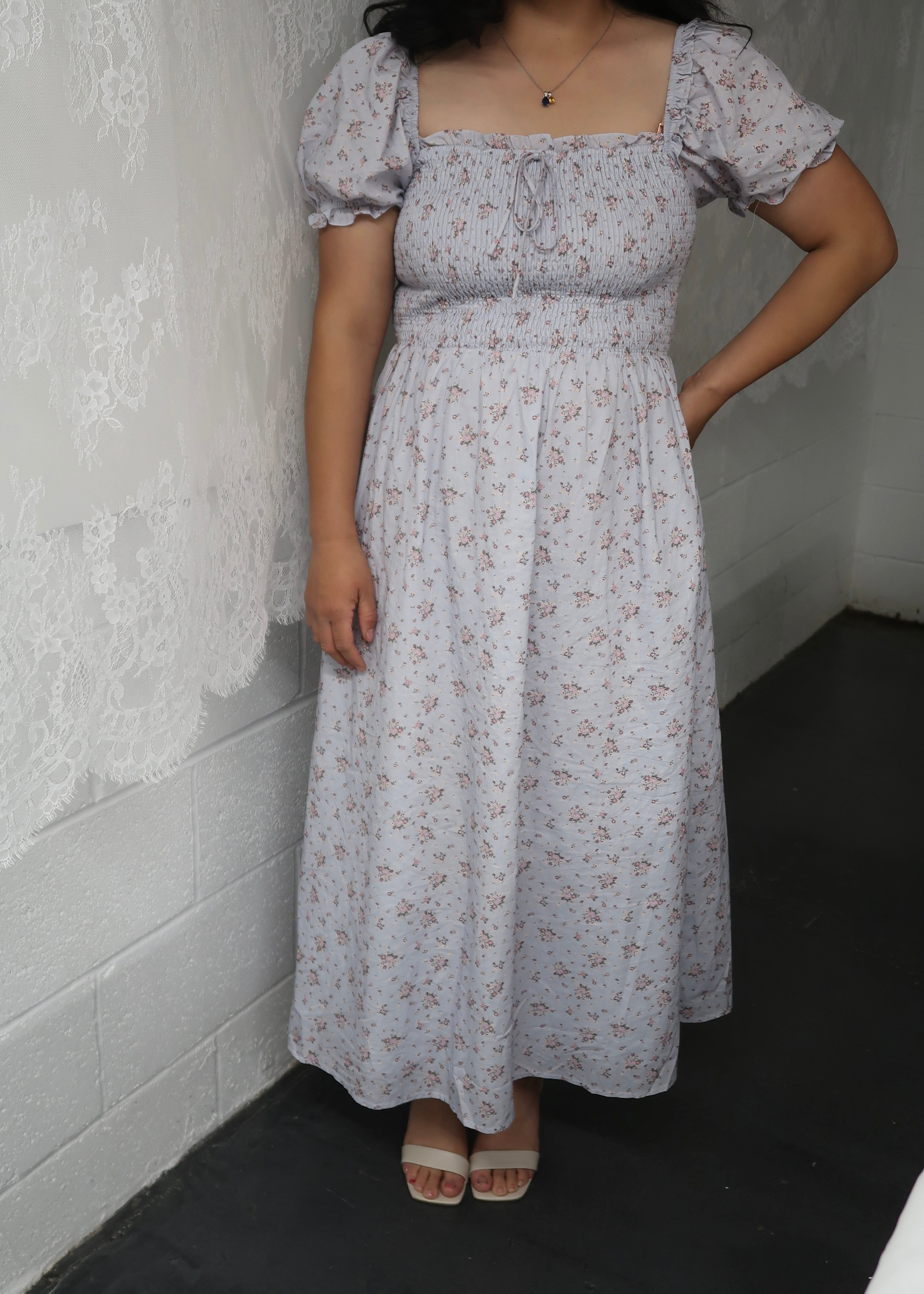 Light blue floral cotton dress, midi length, short sleeve, square neckline
