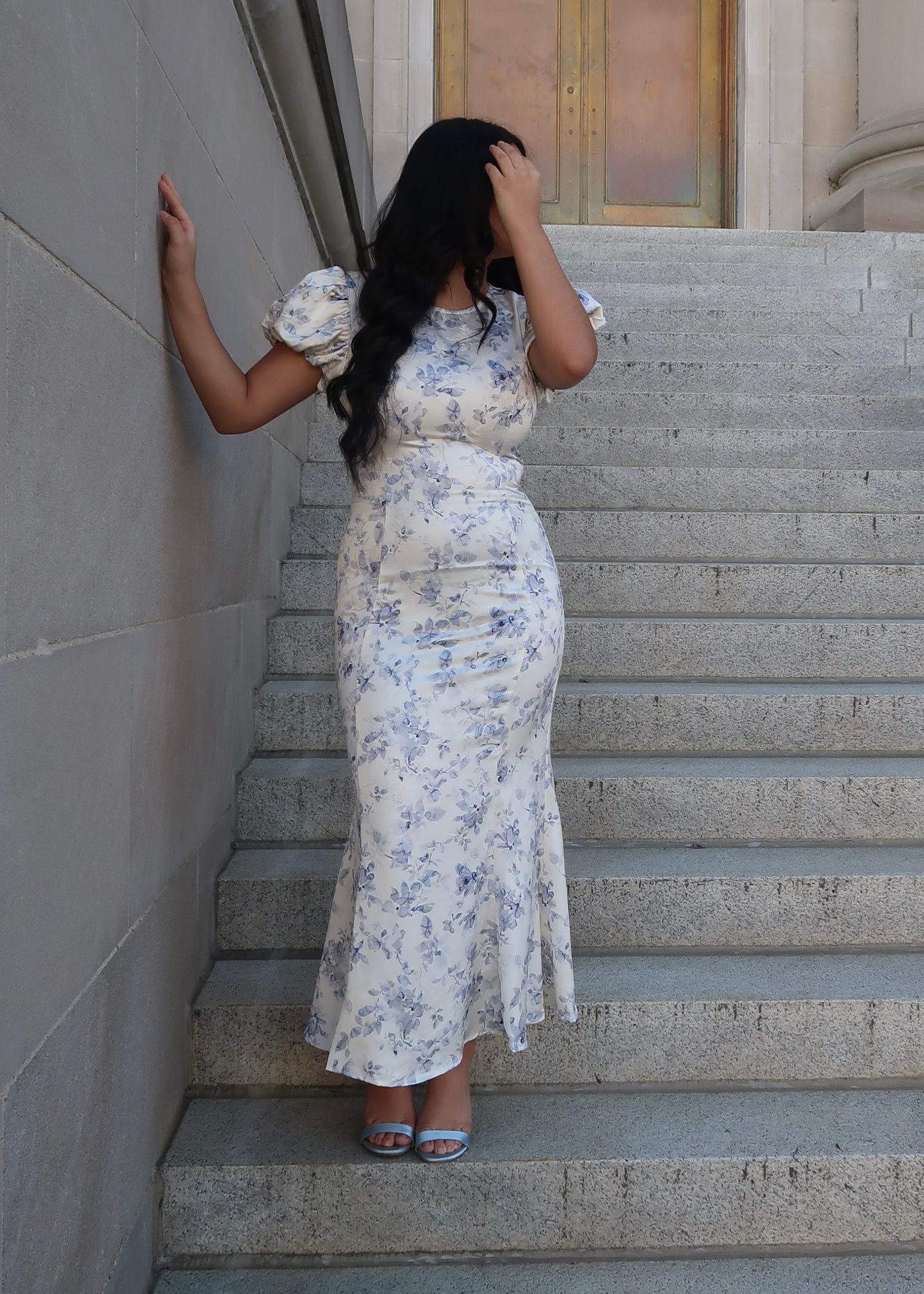 white and blue floral mermaid midi dress, puff sleeves