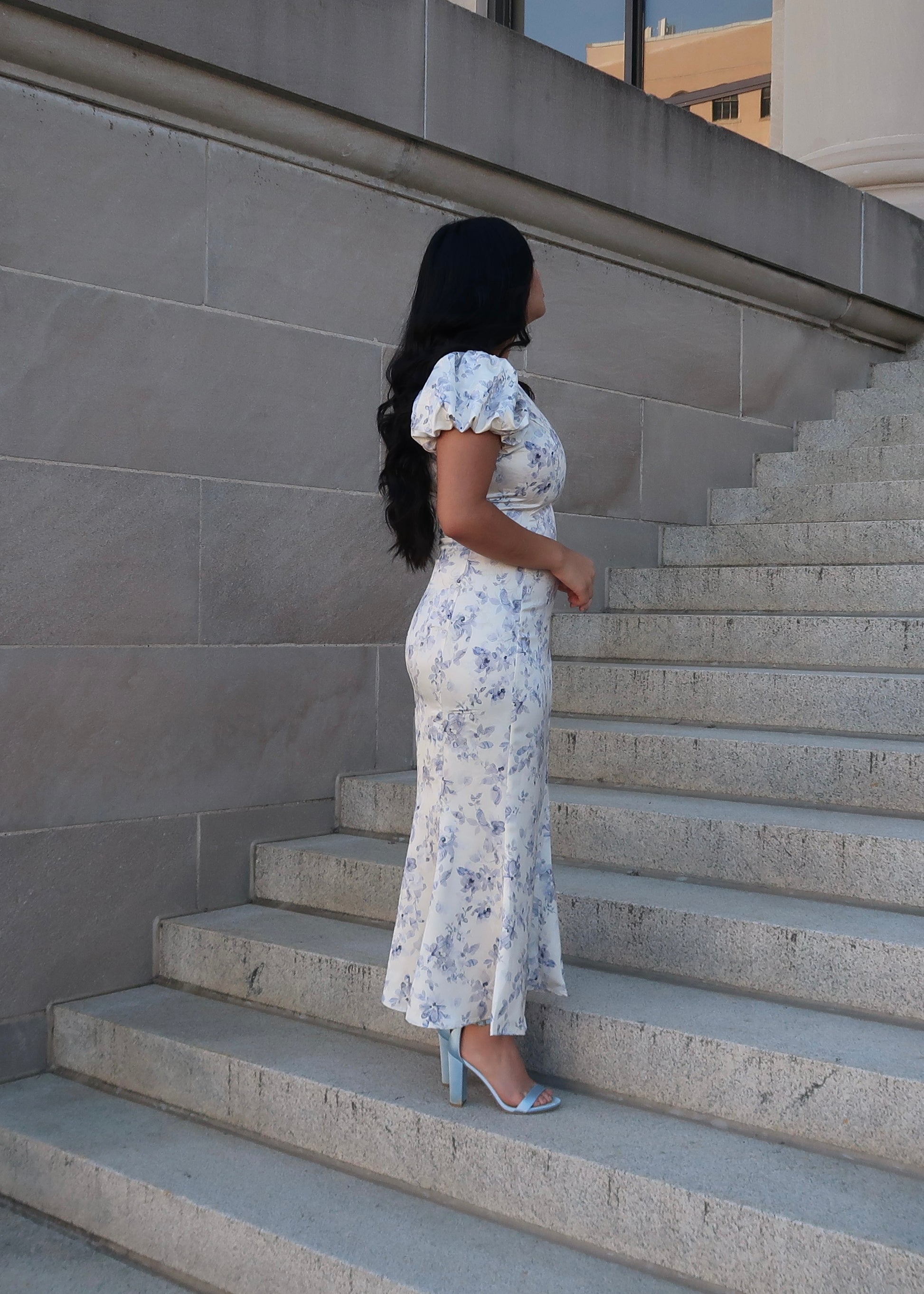 white and blue floral mermaid midi dress, puff sleeves