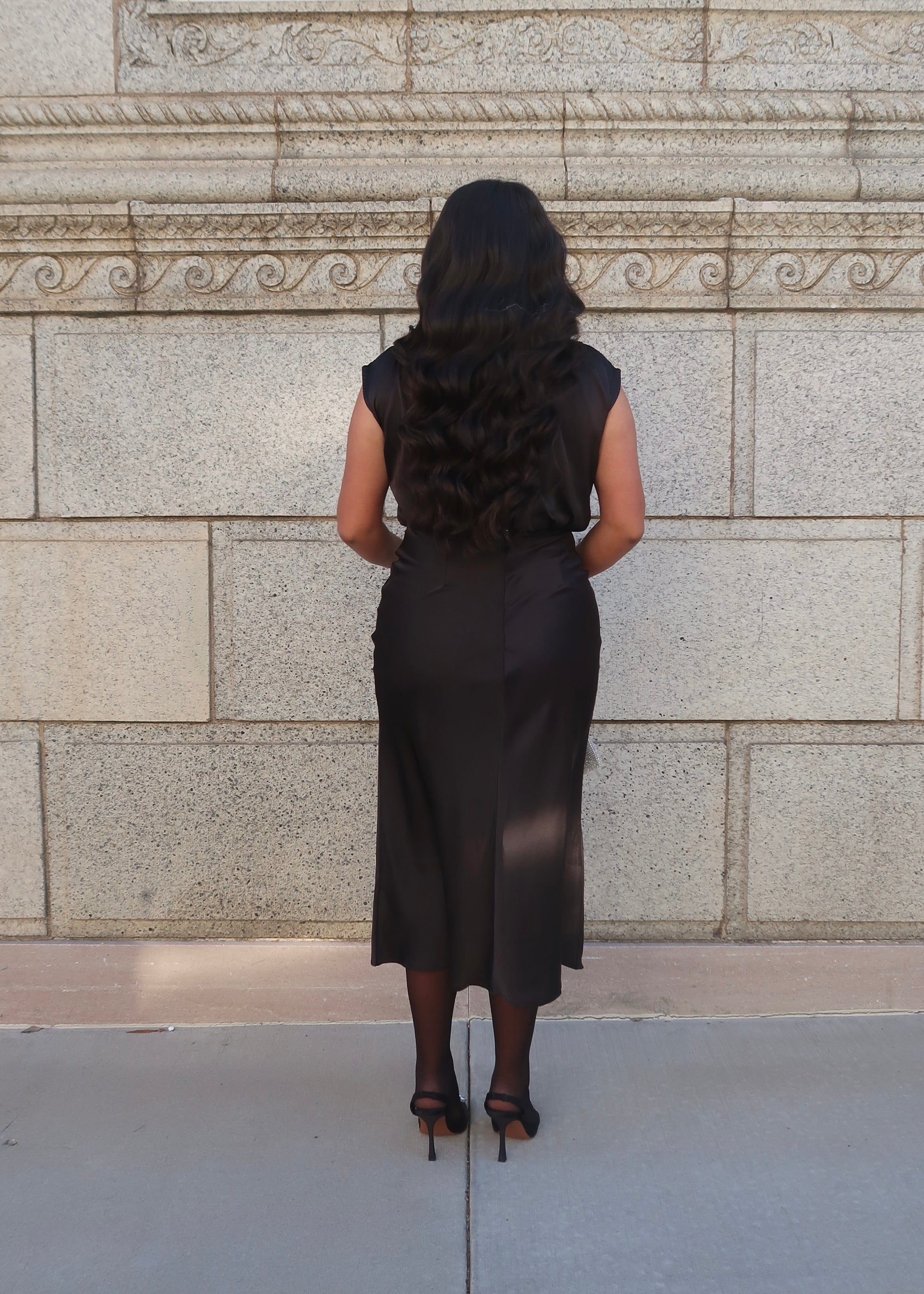 Black short sleeve midi dress, open back