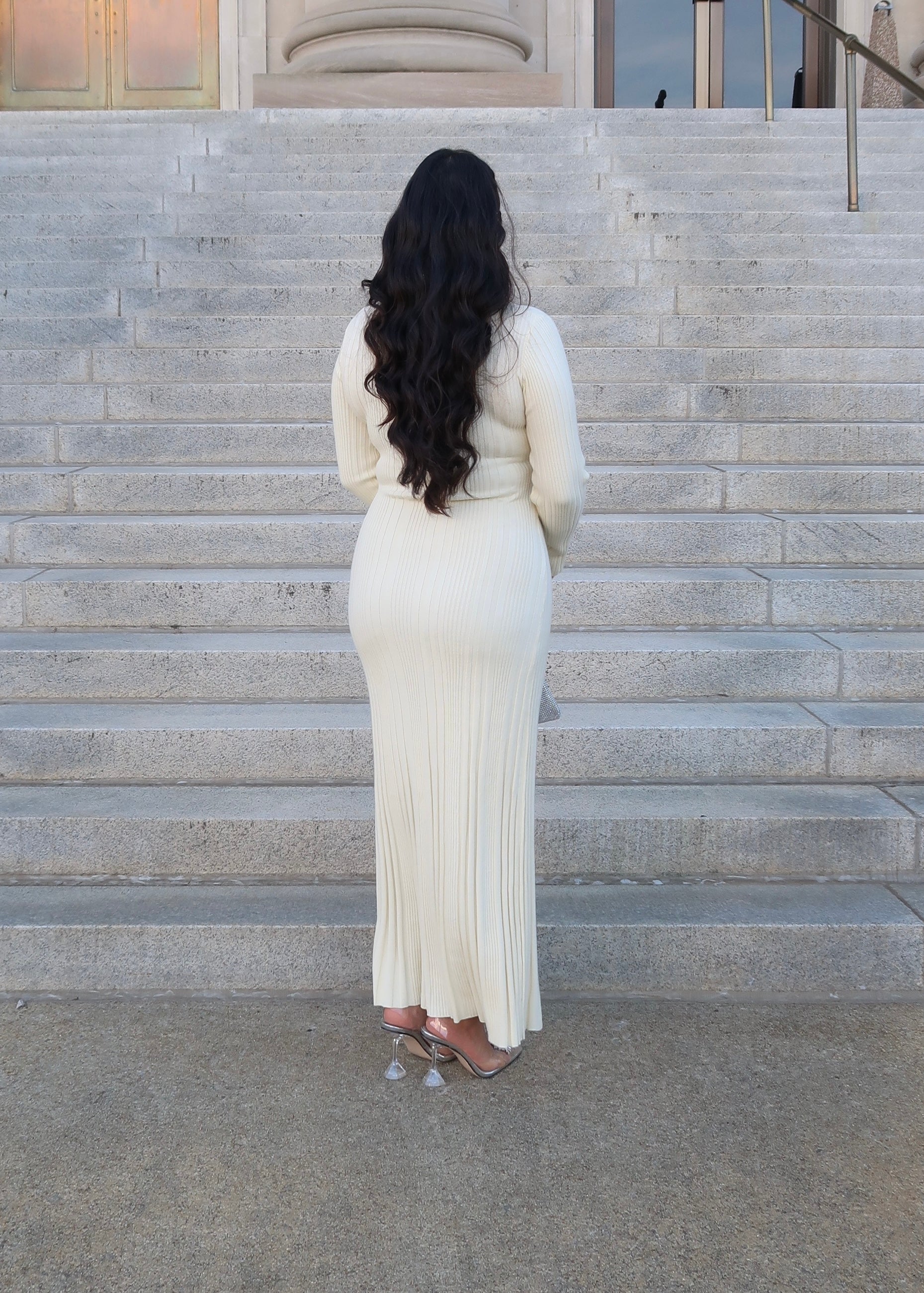 Cream ribbed maxi dress, long sleeve, v-neck, collared, pockets, 