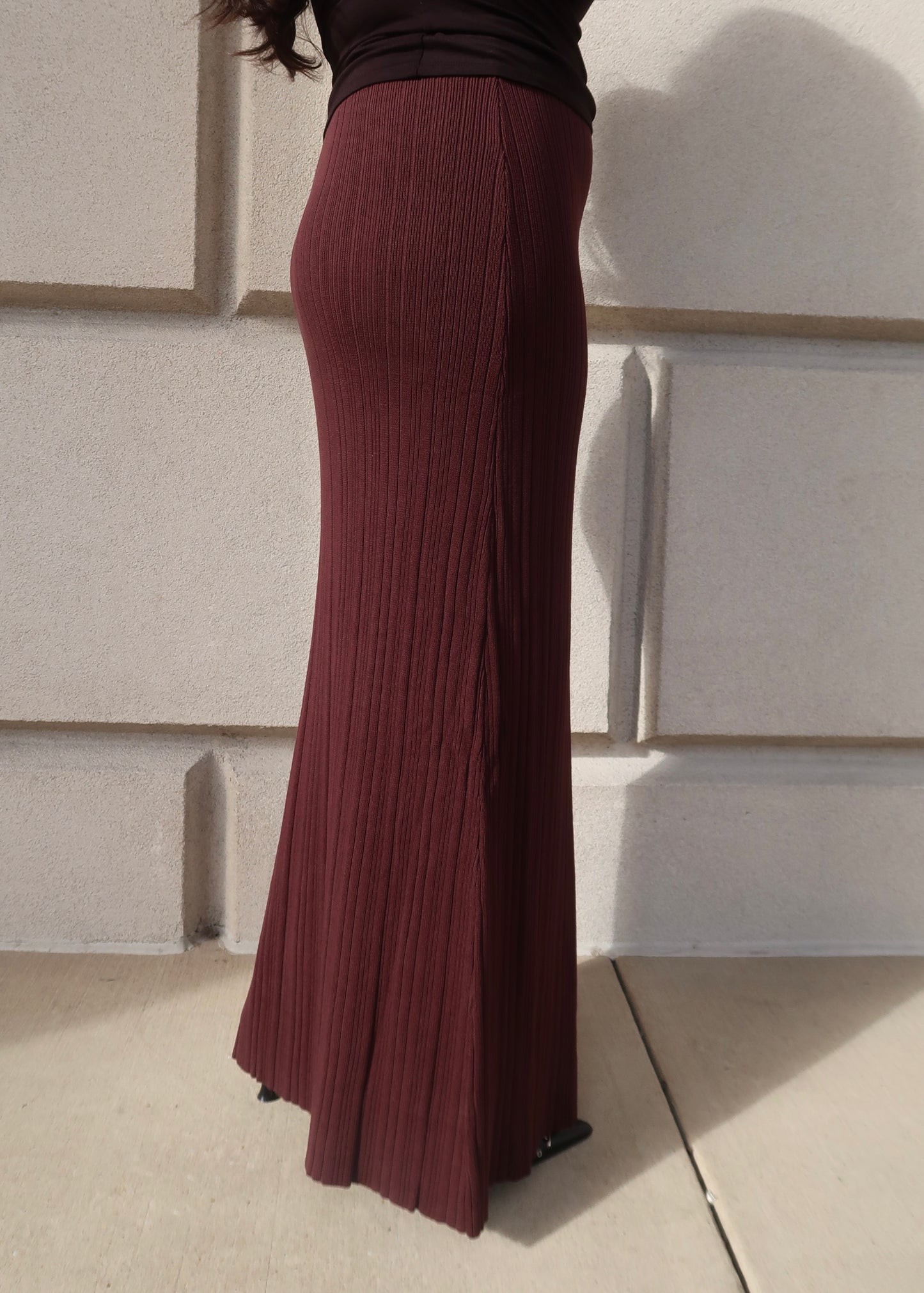 chocolate brown maxi ribbed knit skirt