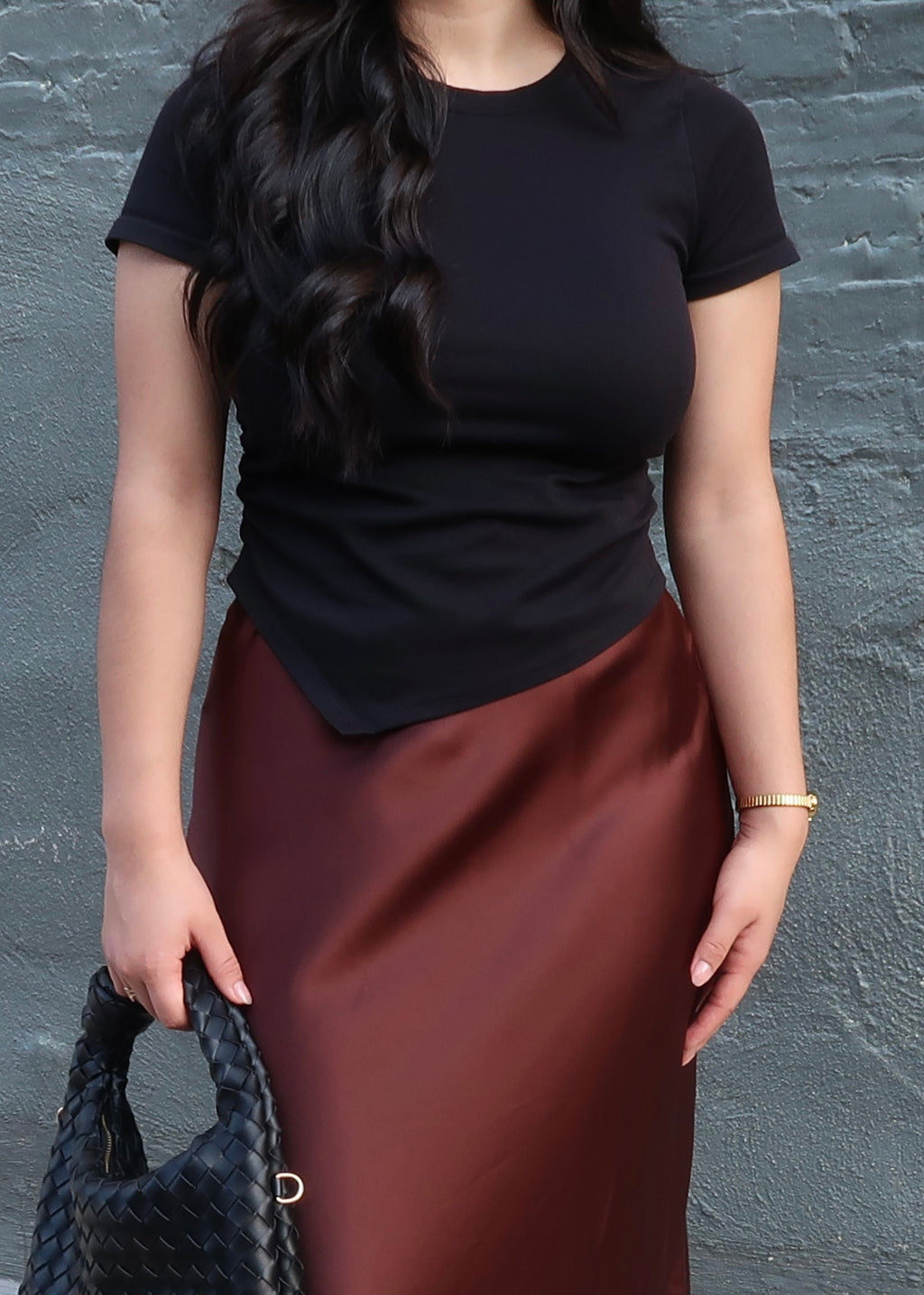 asymmetrical ruched top, short sleeve, crew neck, cropped 