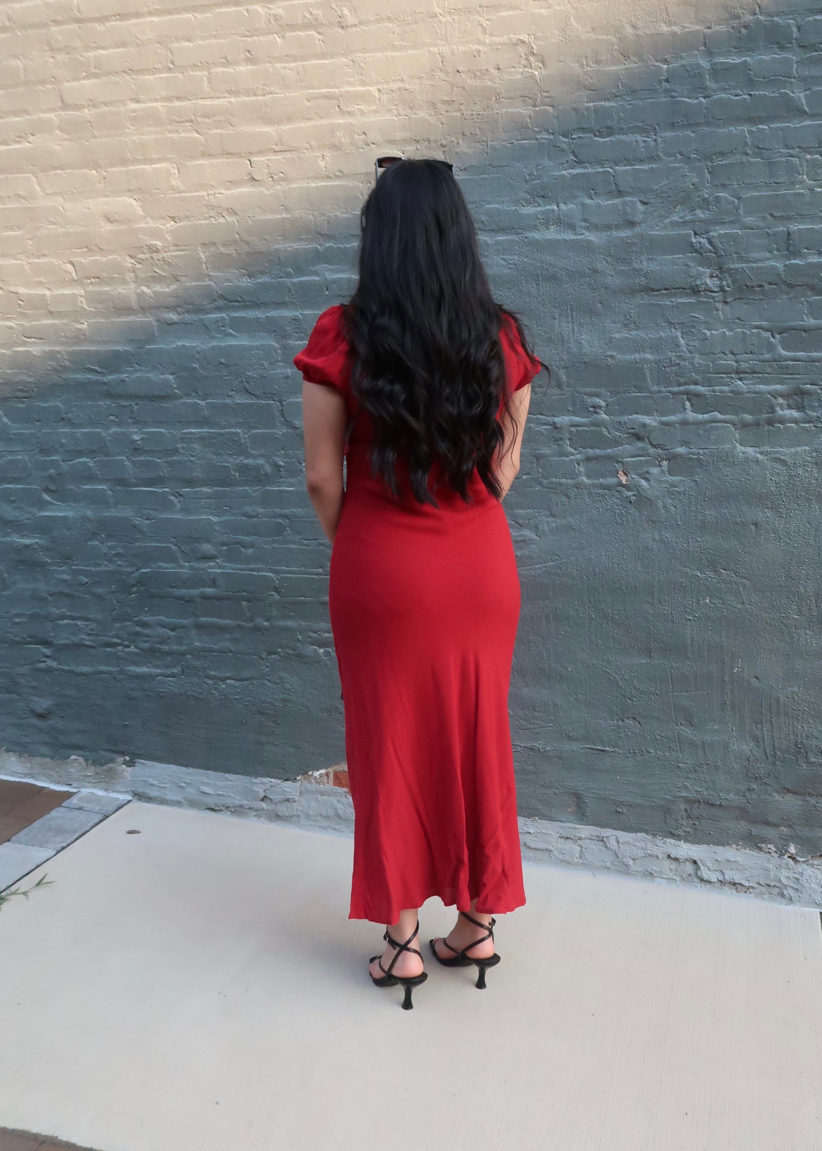 Red short sleeve puff sleeve midi dress, v-neck, lace trim