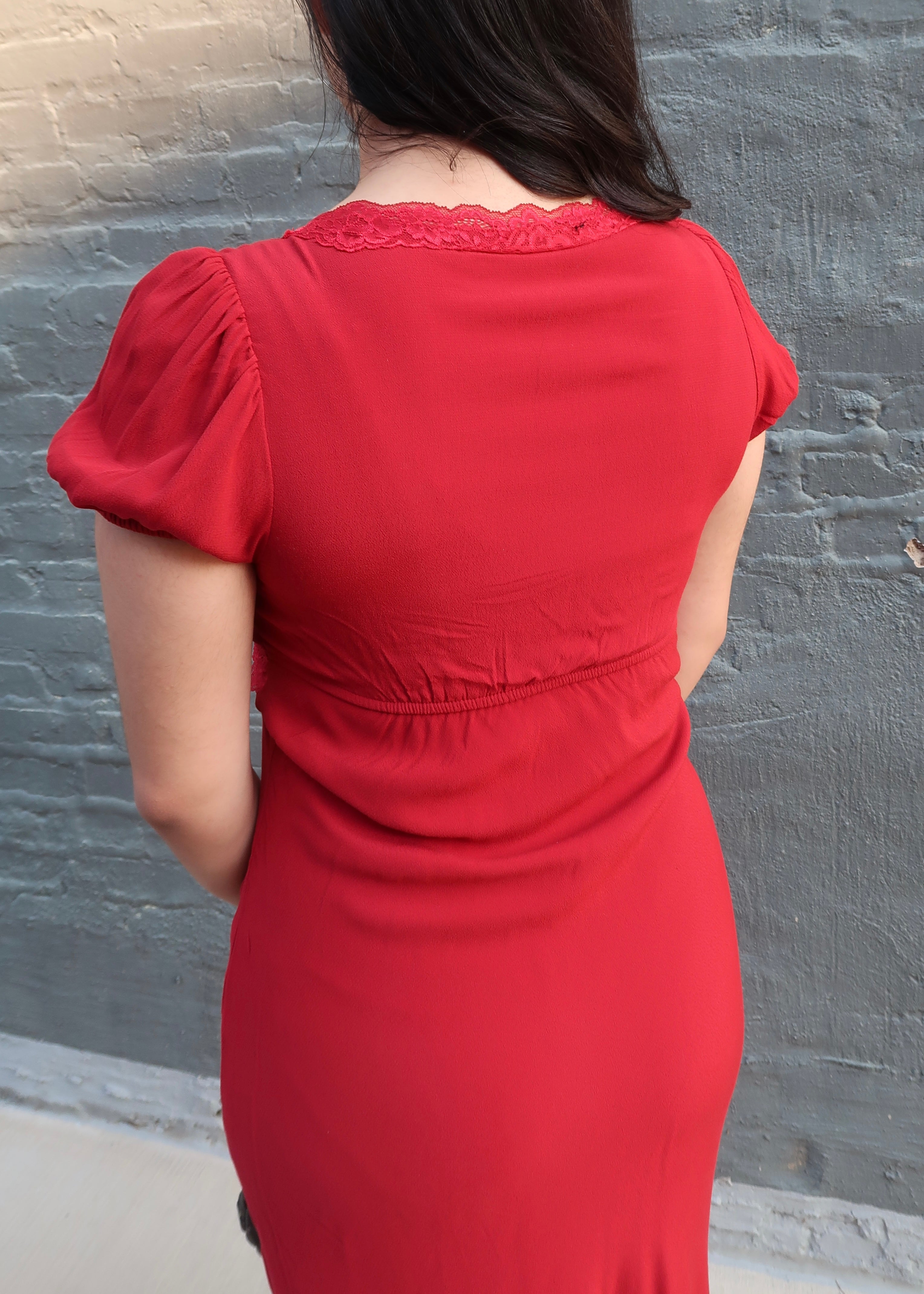 Red short sleeve puff sleeve midi dress, v-neck, lace trim