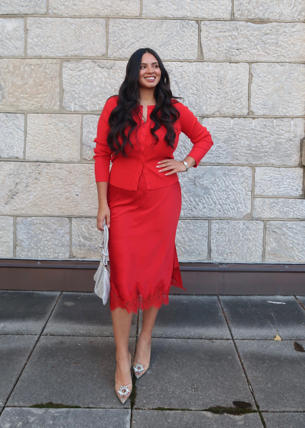 Red lace midi skirt, lace detail, side slit 
