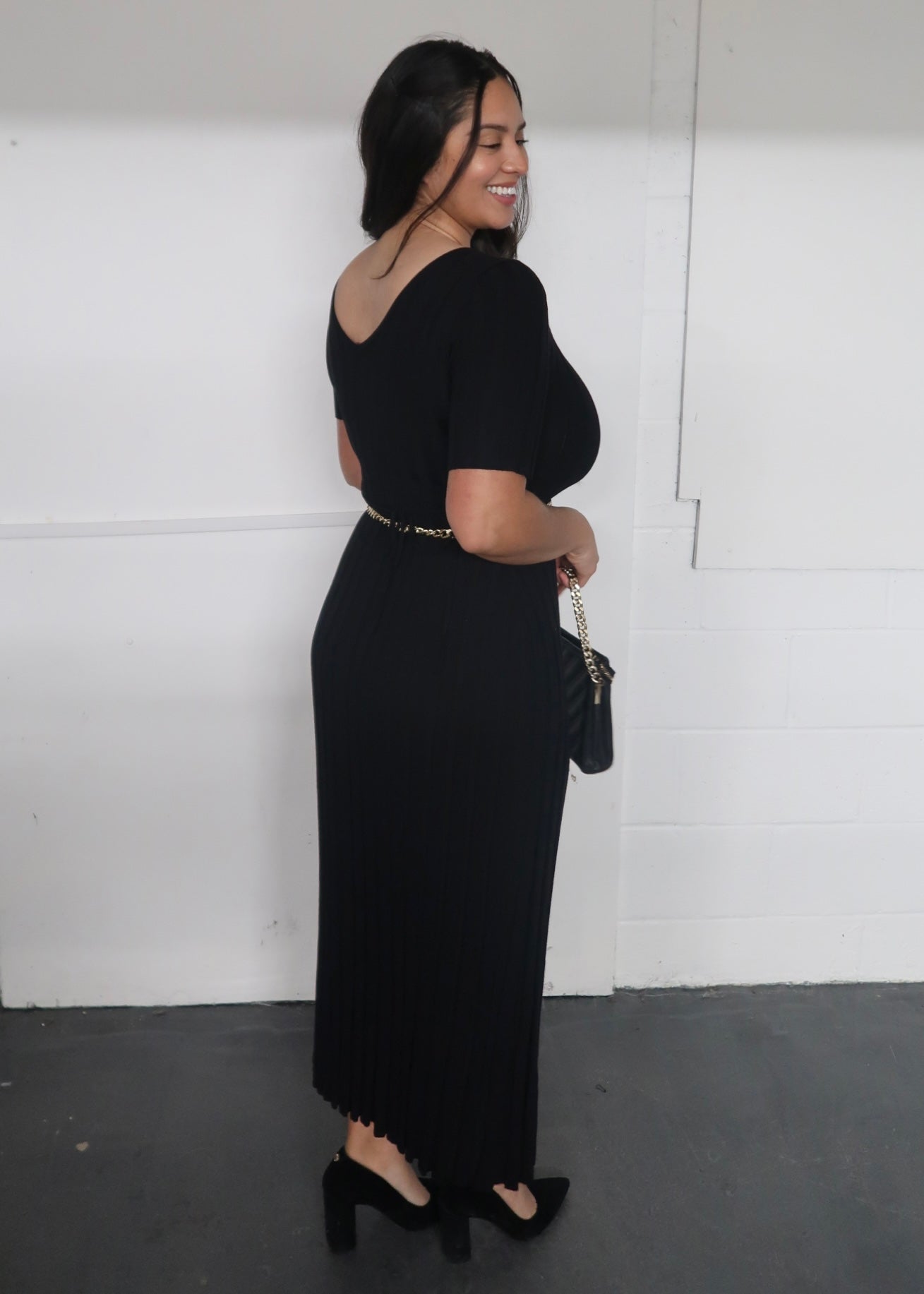 Black ribbed maxi dress, short sleeve