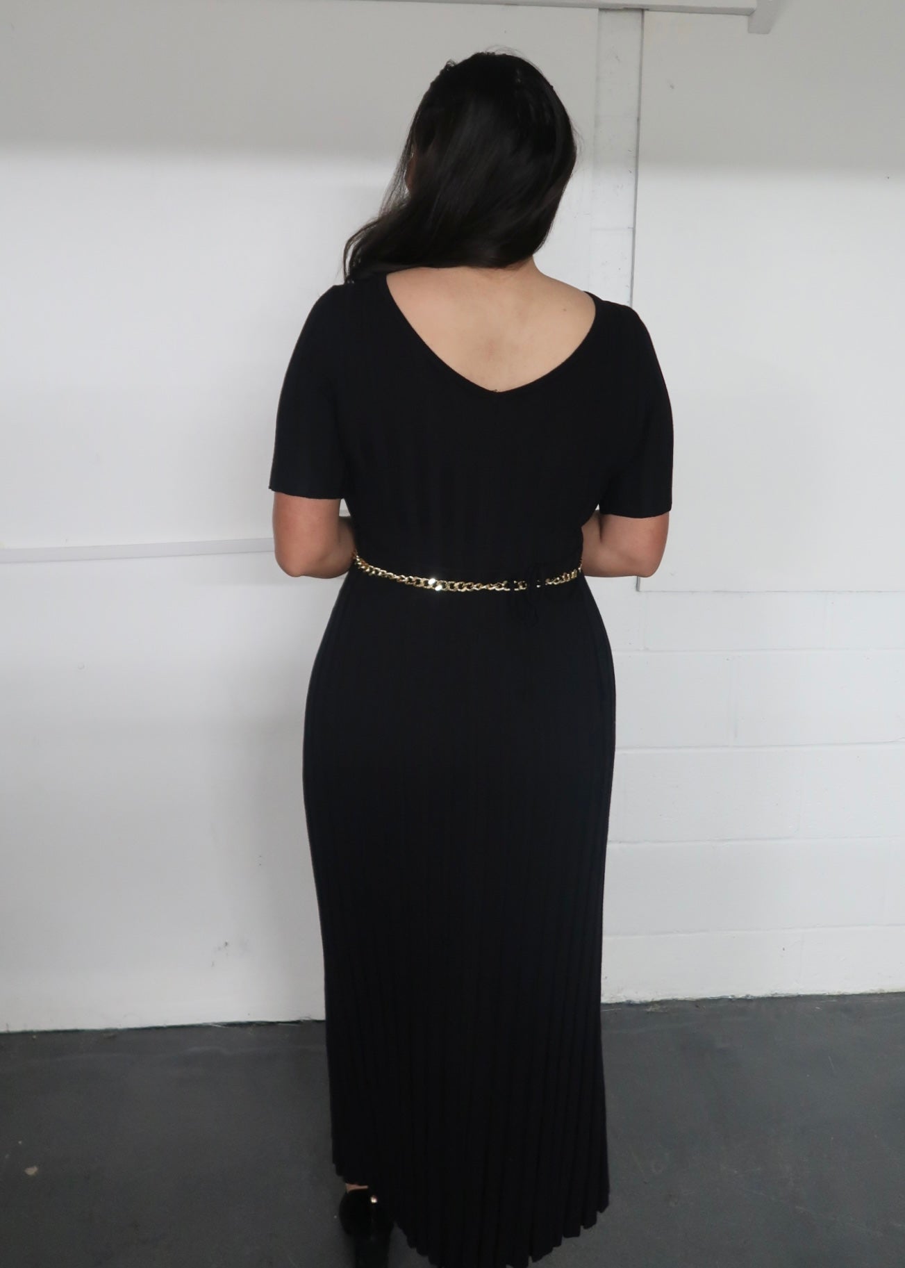 Black ribbed maxi dress, short sleeve