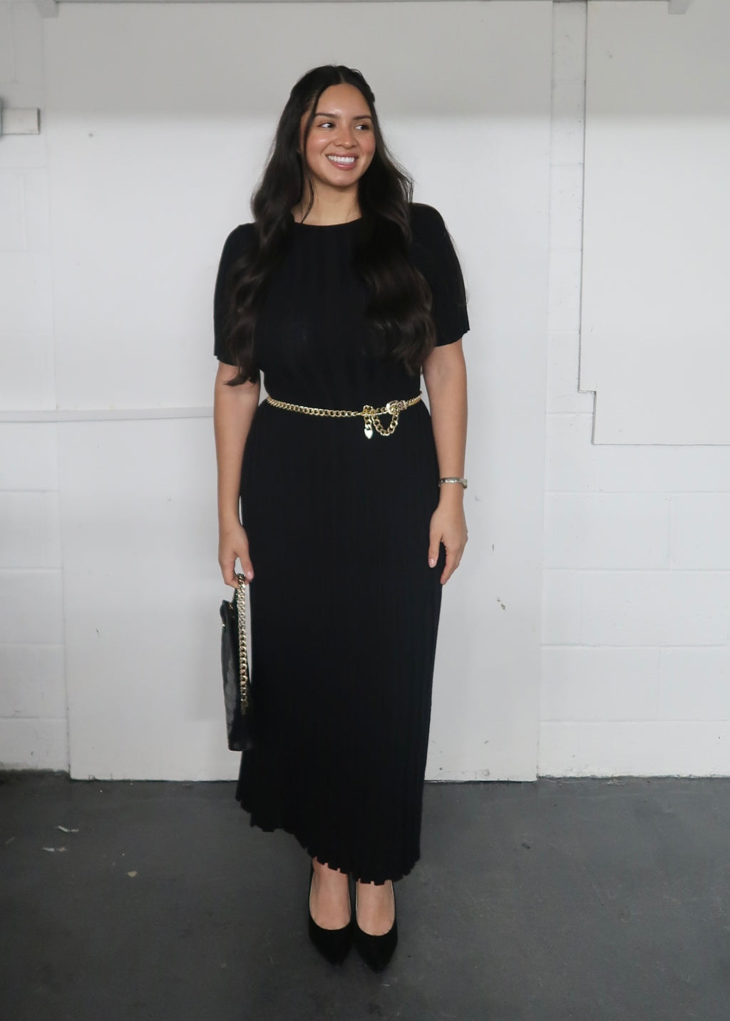 Black ribbed maxi dress, short sleeve