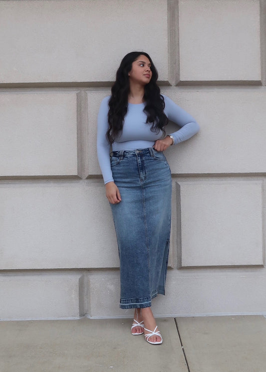 maxi denim skirt, medium wash, double side slits